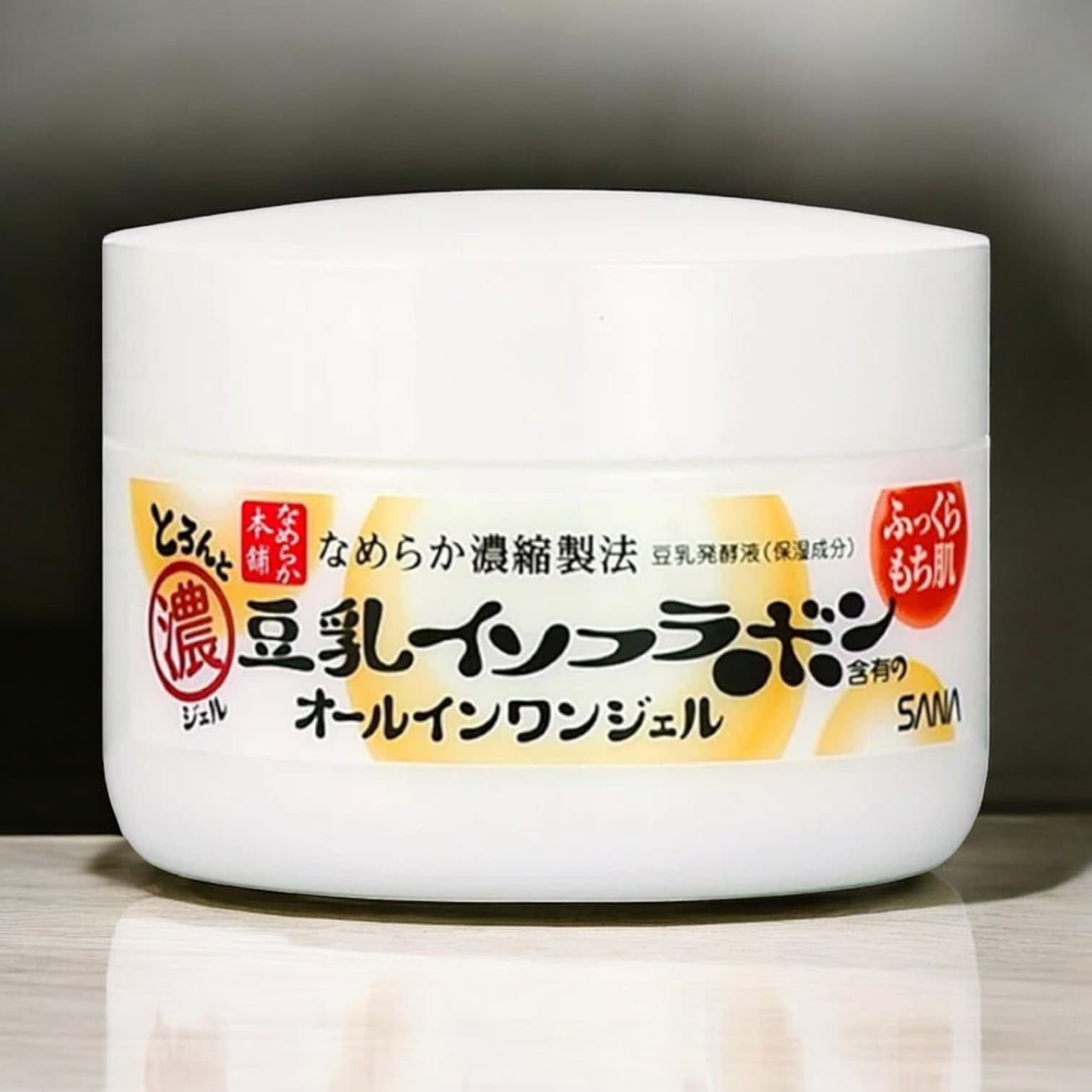 SANA Nameraka Honpo Soy Isoflavone All-in-One Gel