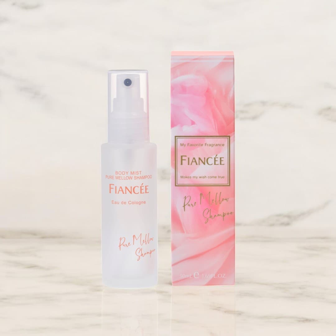 FIANCEE Body Mist Pure Mellow Shampoo